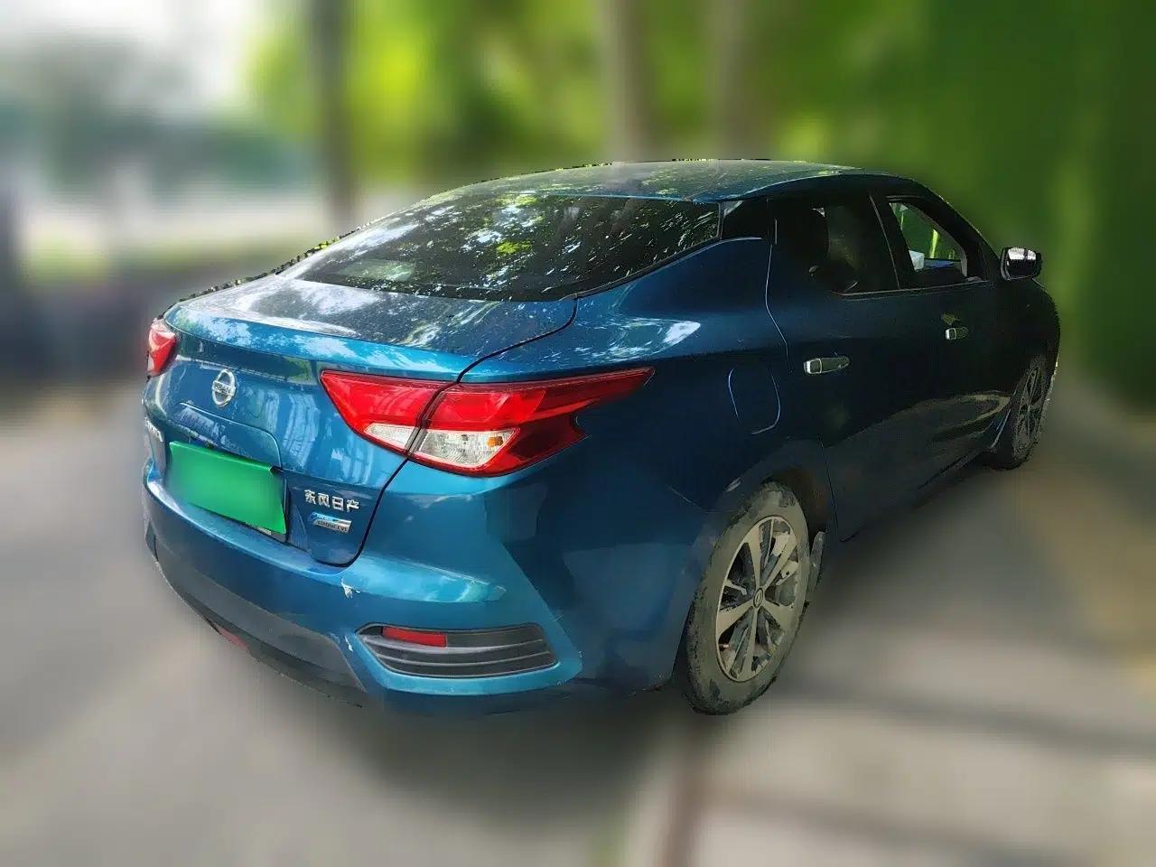 Nissan Lannia 2016 1.6L CVT Cool Edition — миниатюра 6