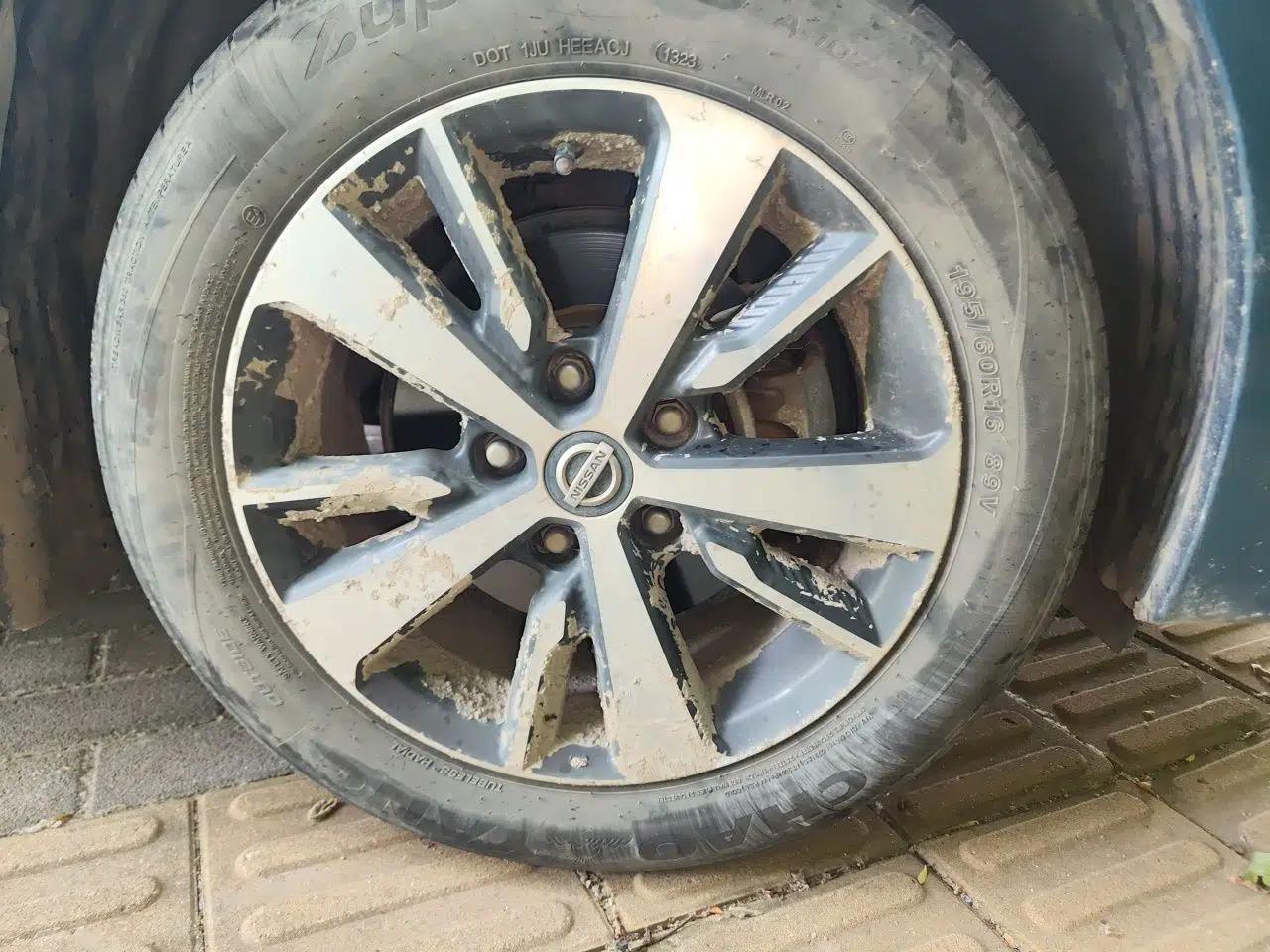 Nissan Lannia 2016 1.6L CVT Cool Edition — миниатюра 8