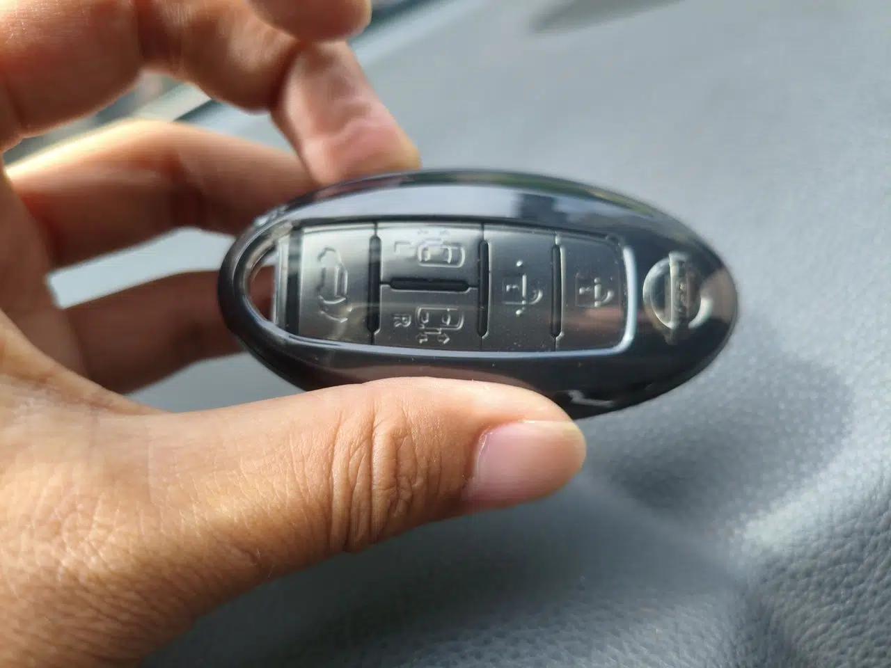 Nissan Quest 2015 3.5L SL — миниатюра 9
