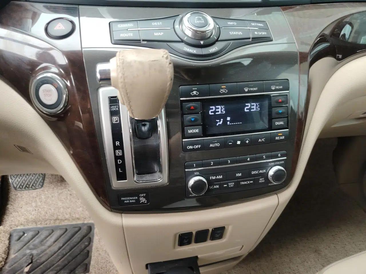 Nissan Quest 2015 3.5L SL — миниатюра 15