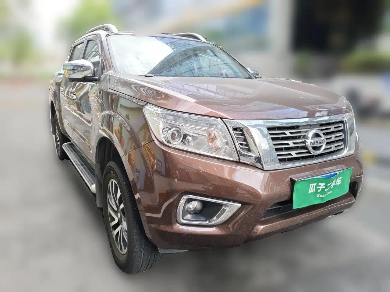 Nissan Navara 2021 2.5L Automatic 4x4 Premium Version QR25 — миниатюра 3