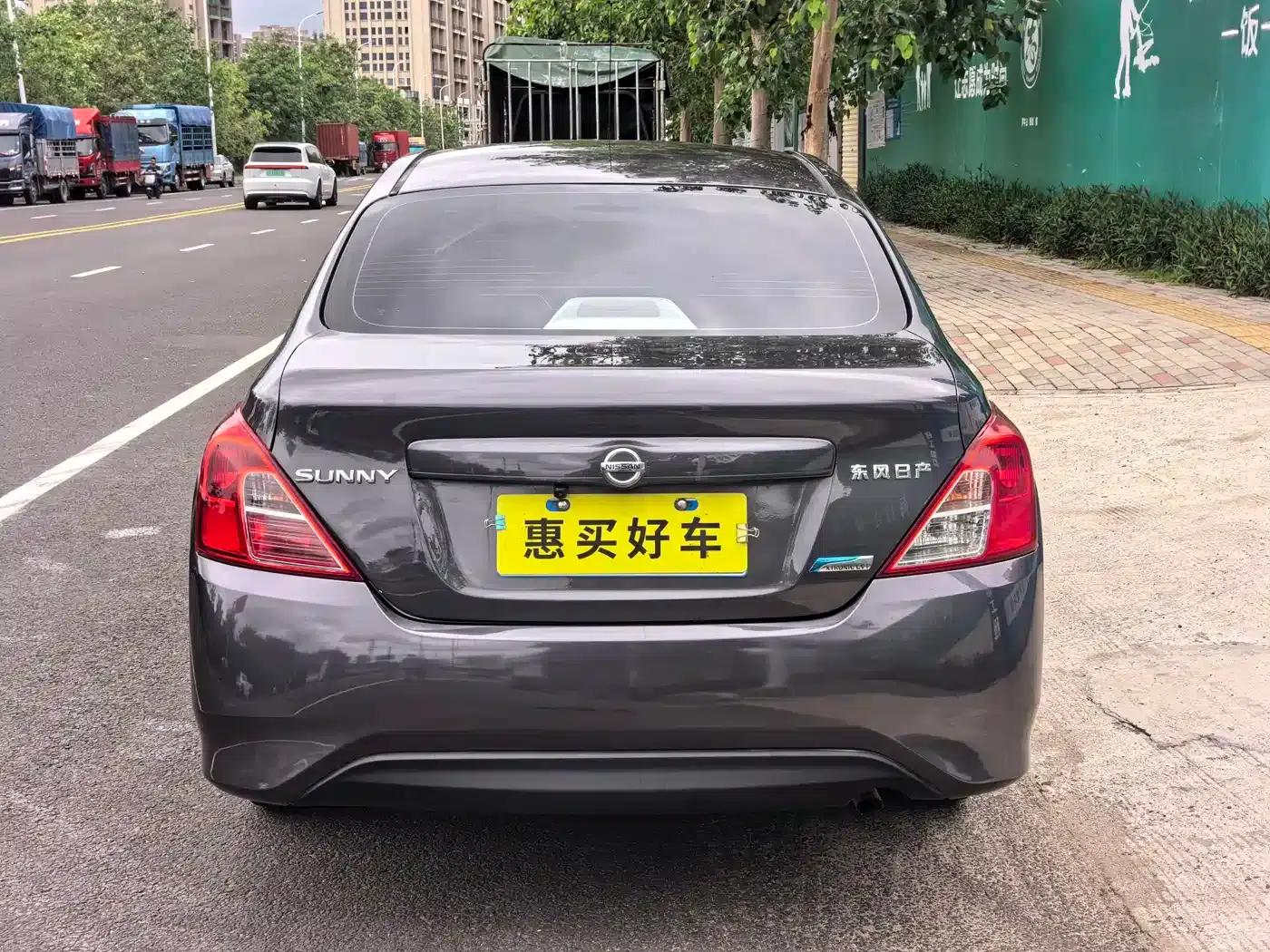 Nissan Sunny 2015 1.5XE CVT Comfort Edition — миниатюра 11