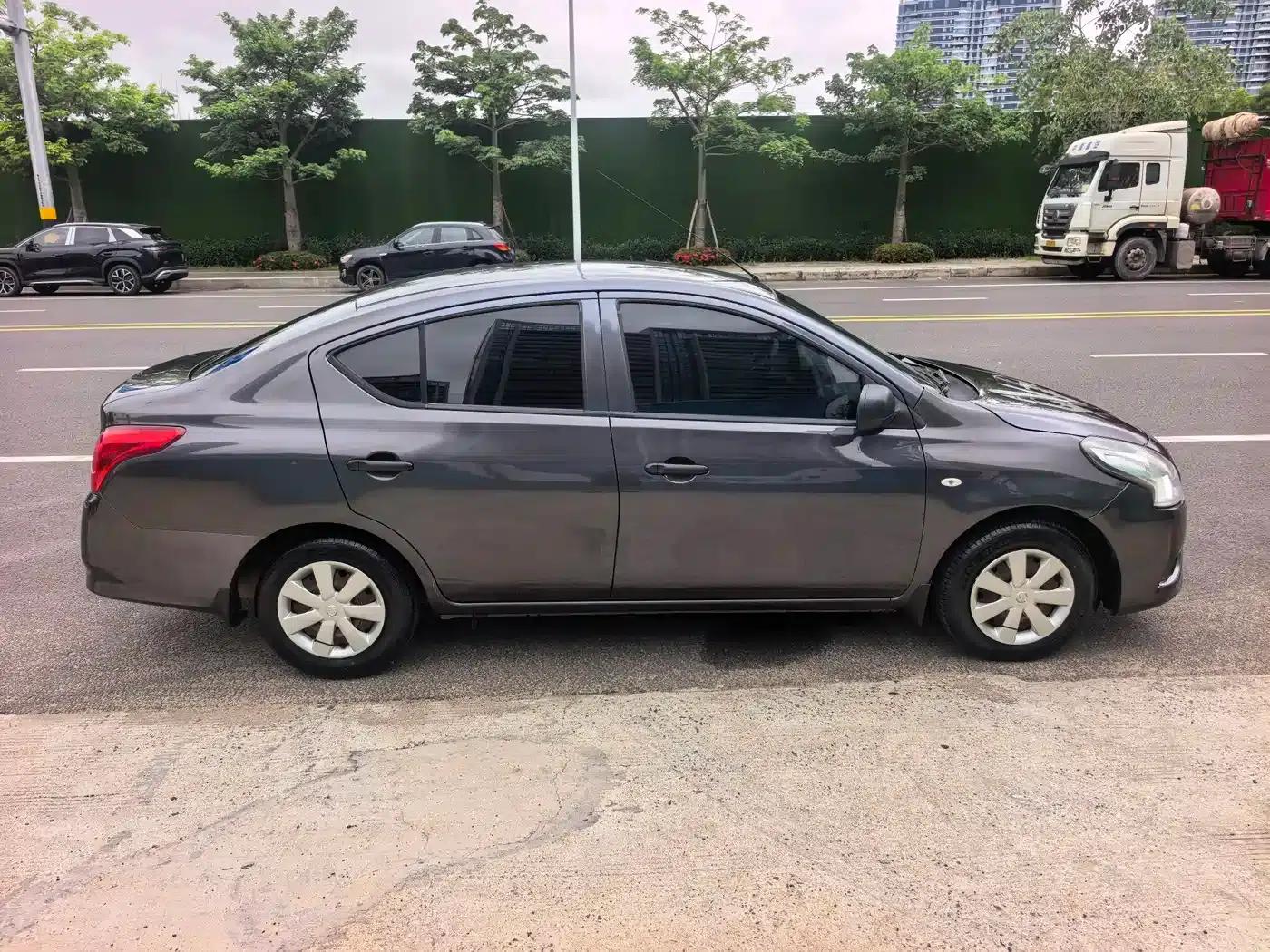 Nissan Sunny 2015 1.5XE CVT Comfort Edition — миниатюра 4