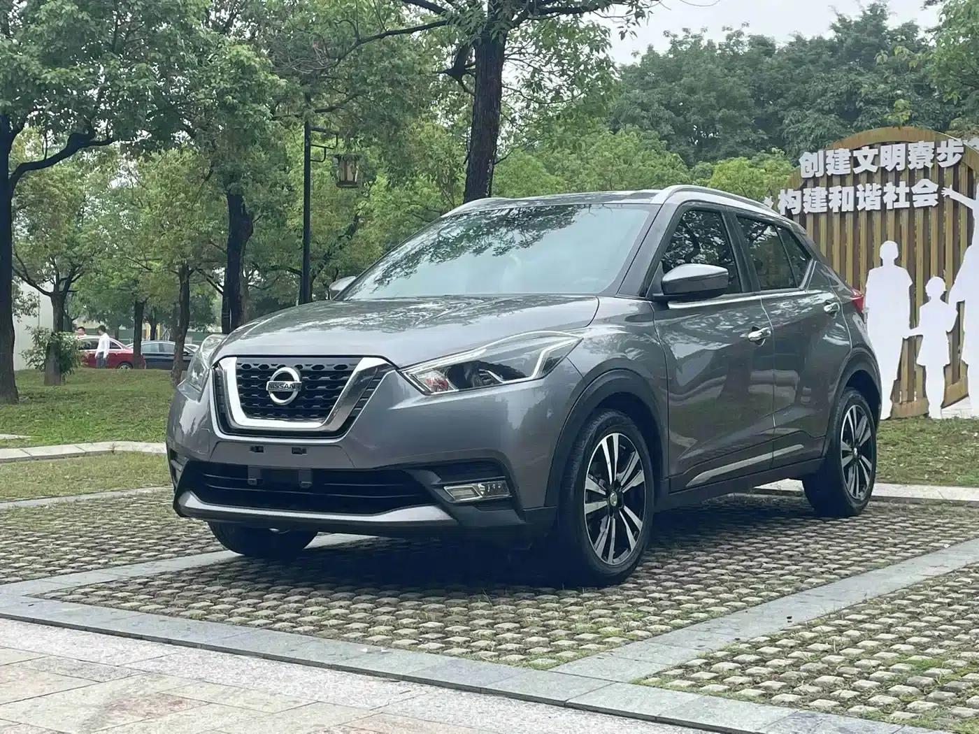 Nissan Kicks 2018 1.5L CVT Smart Luxury Edition — миниатюра 1
