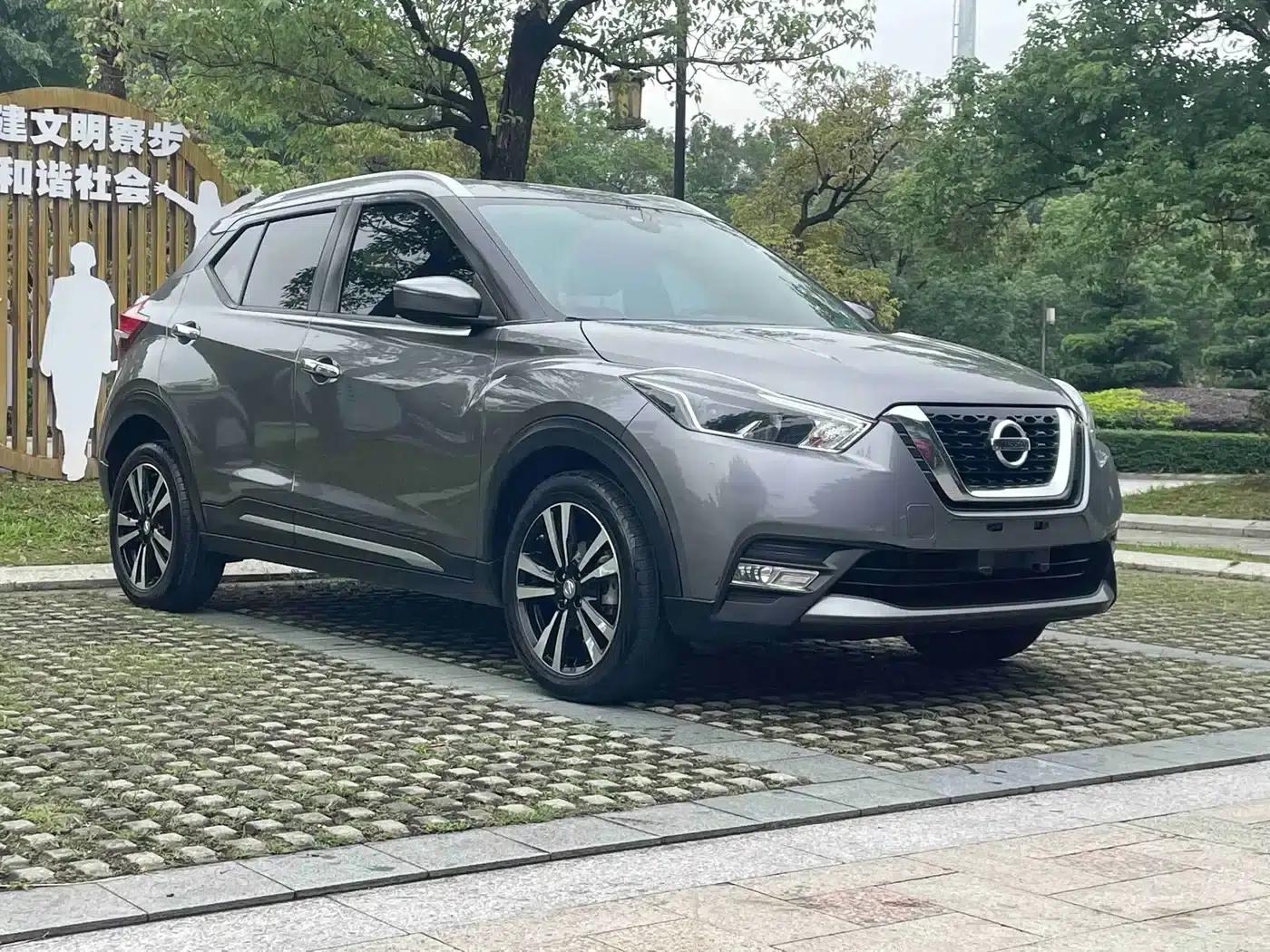 Nissan Kicks 2018 1.5L CVT Smart Luxury Edition — миниатюра 3