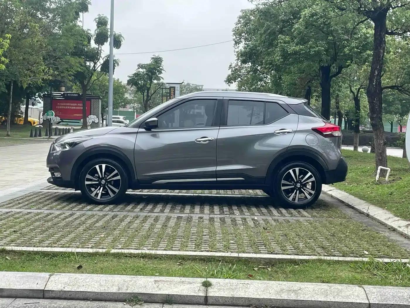 Nissan Kicks 2018 1.5L CVT Smart Luxury Edition — миниатюра 5