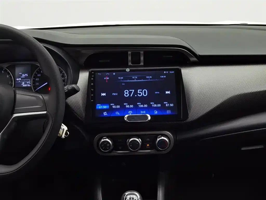Nissan Kicks 2020 1.5L XE Manual Sport Edition — миниатюра 12