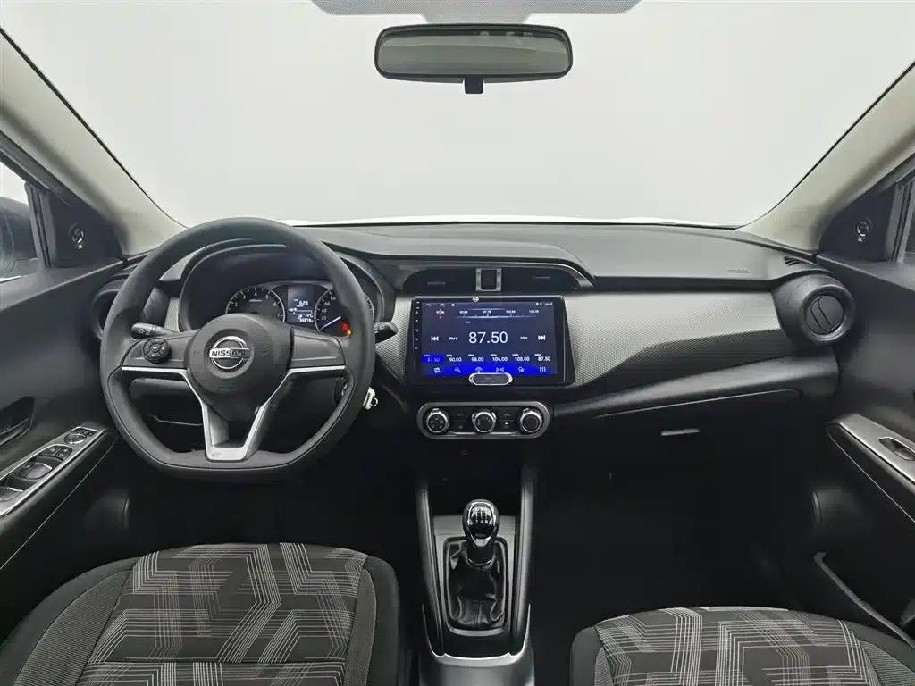 Nissan Kicks 2020 1.5L XE Manual Sport Edition — миниатюра 5