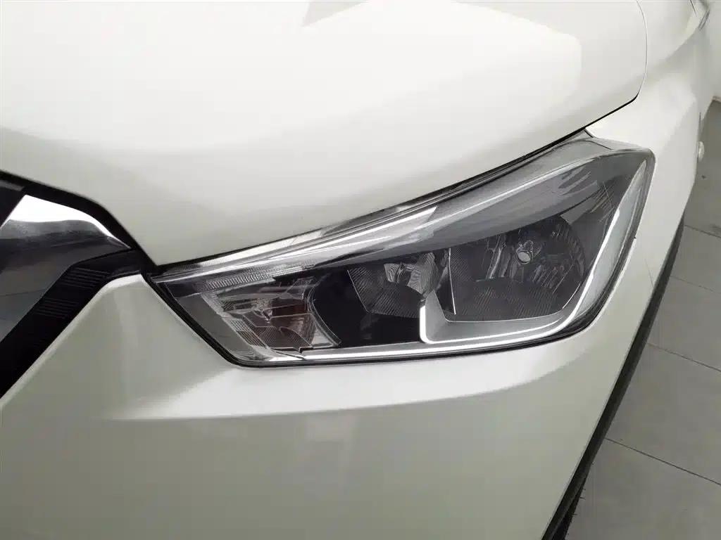 Nissan Kicks 2020 1.5L XE Manual Sport Edition — миниатюра 7