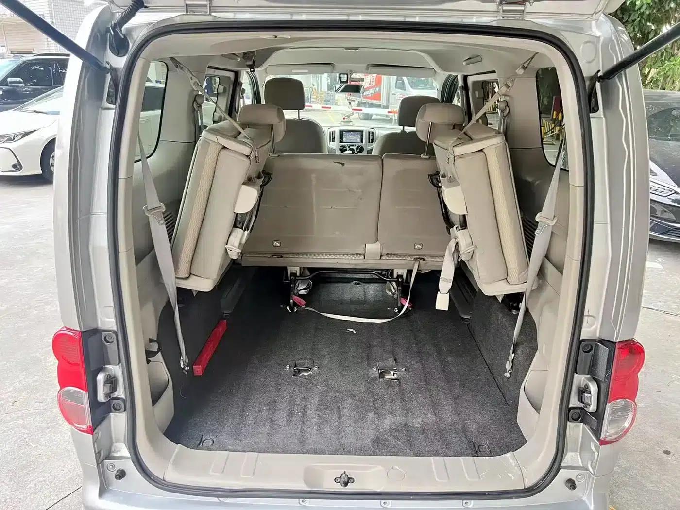 Nissan NV200 2014 1.6L CVT Luxury Model (China IV Emission Standard) — миниатюра 8