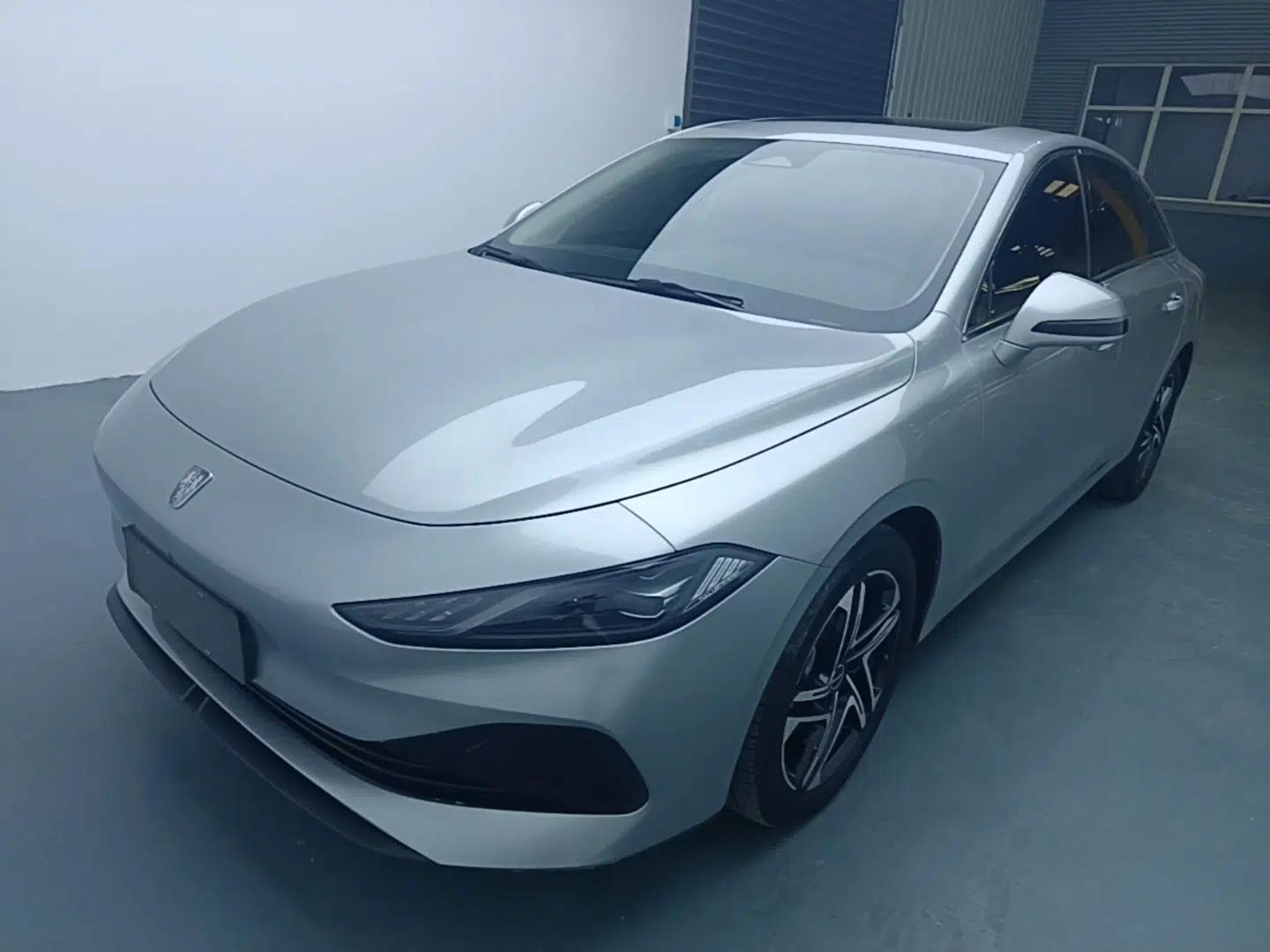 Roewe D7 2023 DMH 125km Flagship Edition — миниатюра 1