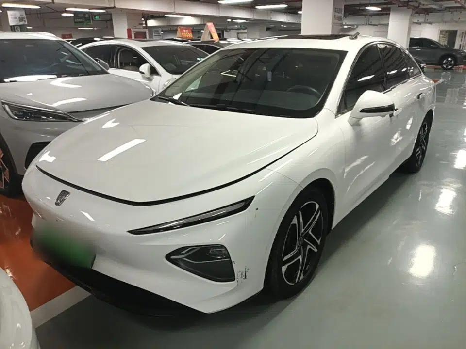 Roewe D7 2023 EV 510km Rear-Drive Flagship Edition — миниатюра 1