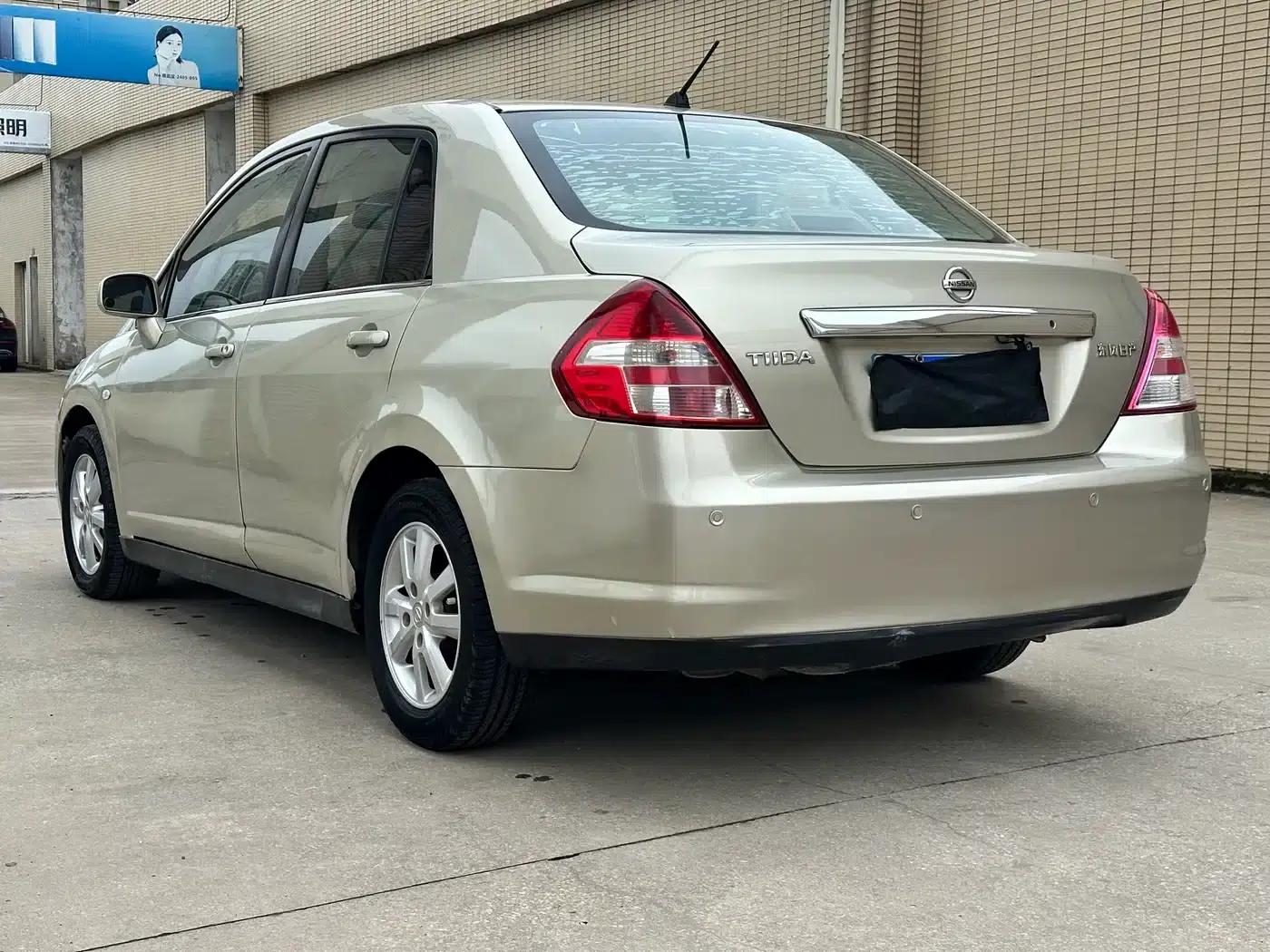 Tiida 2008 1.6L Automatic Intelligent — миниатюра 7