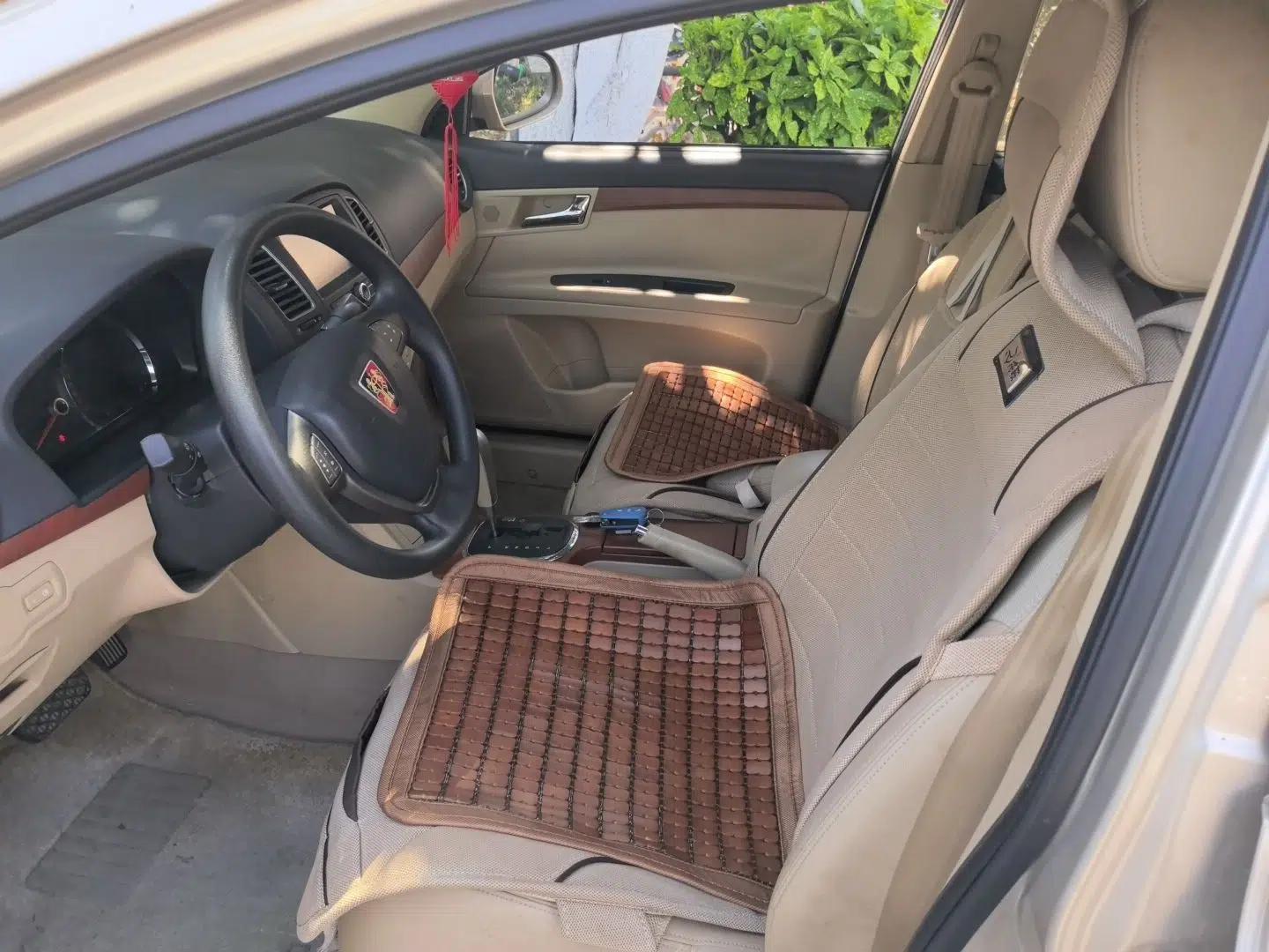 Roewe 350 2013 350C 1.5L Automatic Xunyue Edition — миниатюра 16