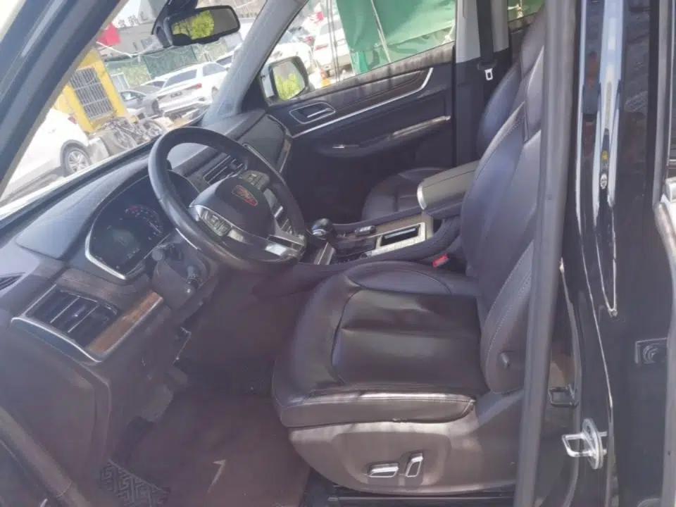 Roewe RX8 2019 30T Smart Connectivity Two-Wheel Drive Supreme Flagship Edition — миниатюра 18