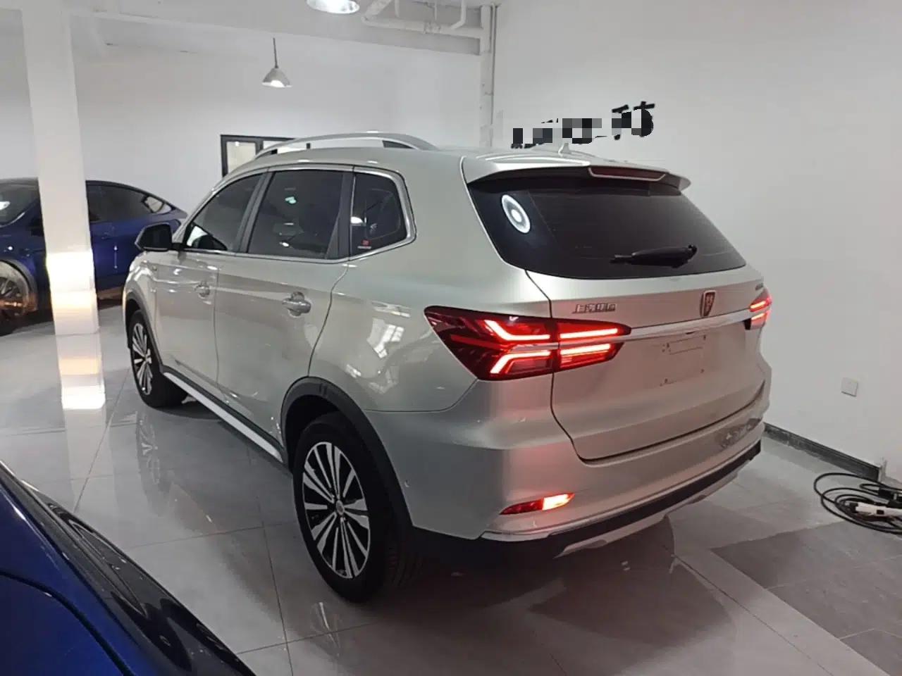 Roewe RX5 New Energy 2017 ERX5 EV400 Electric Internet Supreme Edition — миниатюра 4