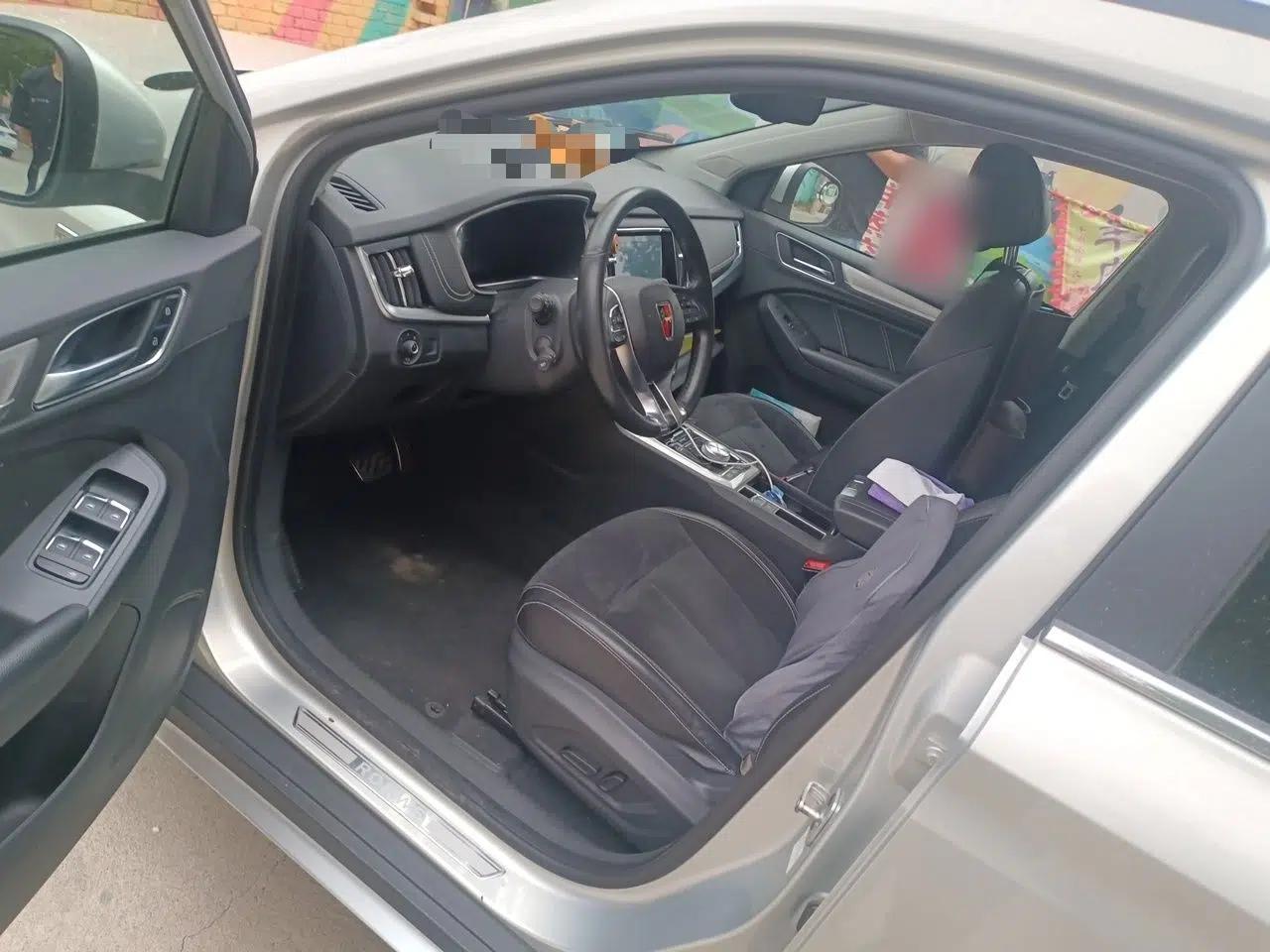 Roewe RX5 New Energy 2017 ERX5 EV400 Electric Internet Supreme Edition — миниатюра 17