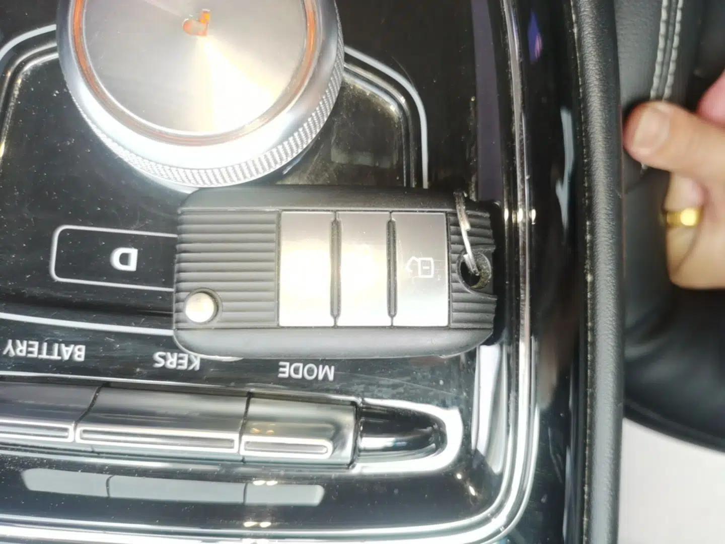 Roewe Ei5 2018 Internet Luxury Edition — миниатюра 12