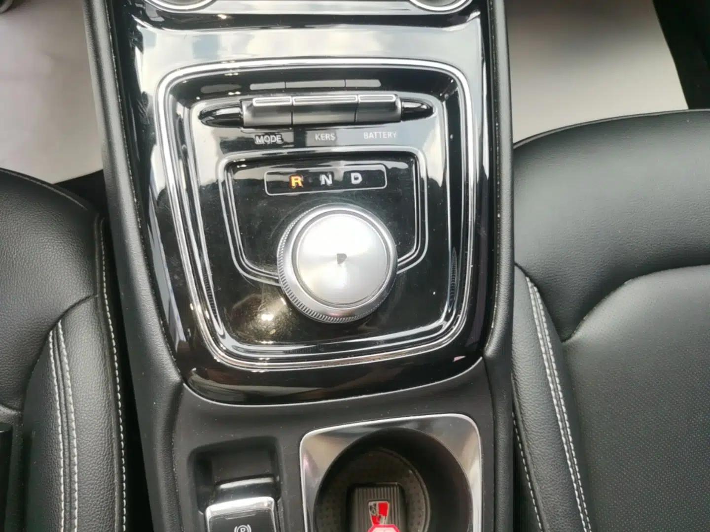 Roewe Ei5 2018 Internet Luxury Edition — миниатюра 17
