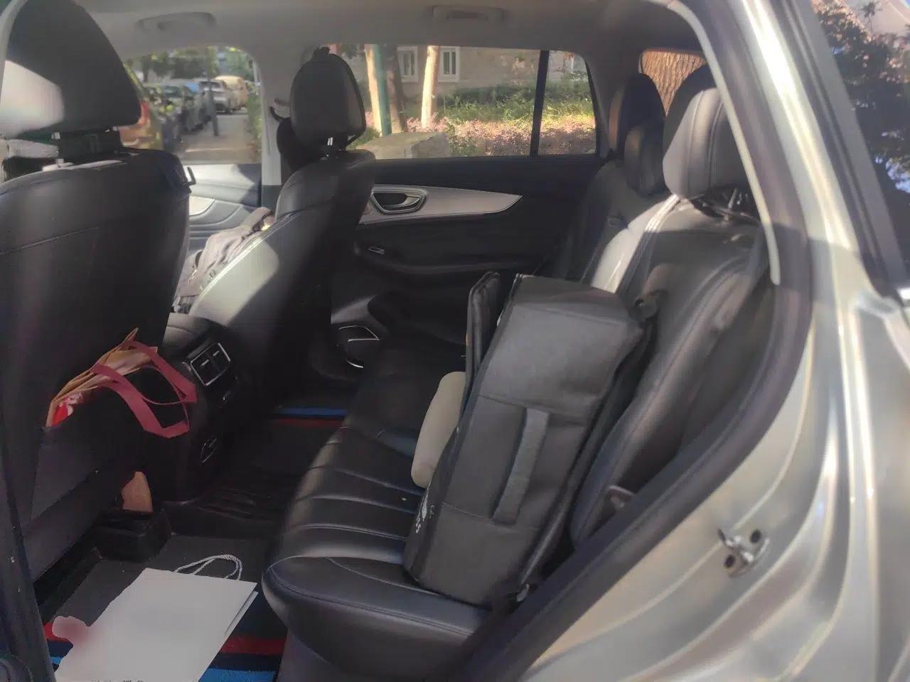 Roewe RX5 MAX 2019 400TGI Automatic Smart Cabin Flagship Edition — миниатюра 18