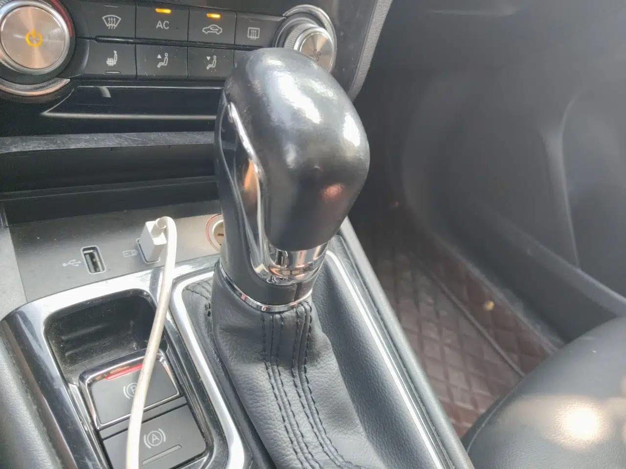 Roewe RX3 2018 1.6L CVT Flagship Edition — миниатюра 15