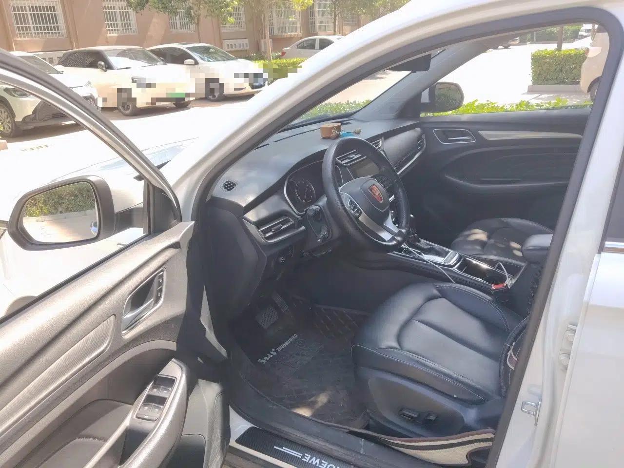 Roewe RX3 2018 1.6L CVT Flagship Edition — миниатюра 17