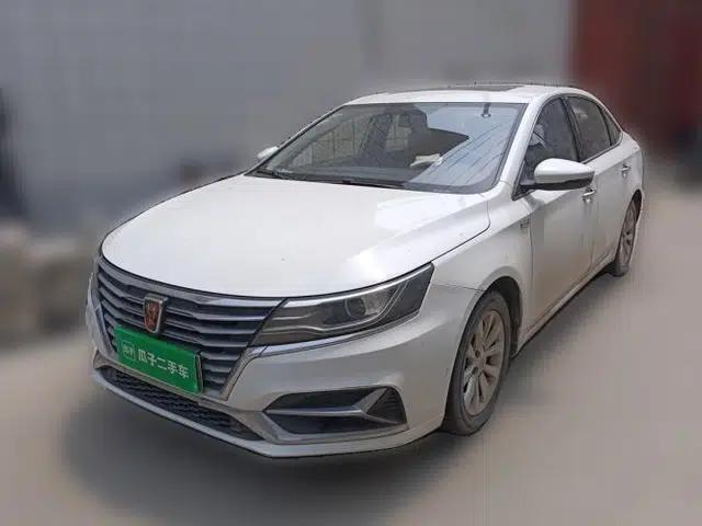 Roewe i6 New Energy 2017 45T Hybrid Connect & Smart Enjoyment Edition