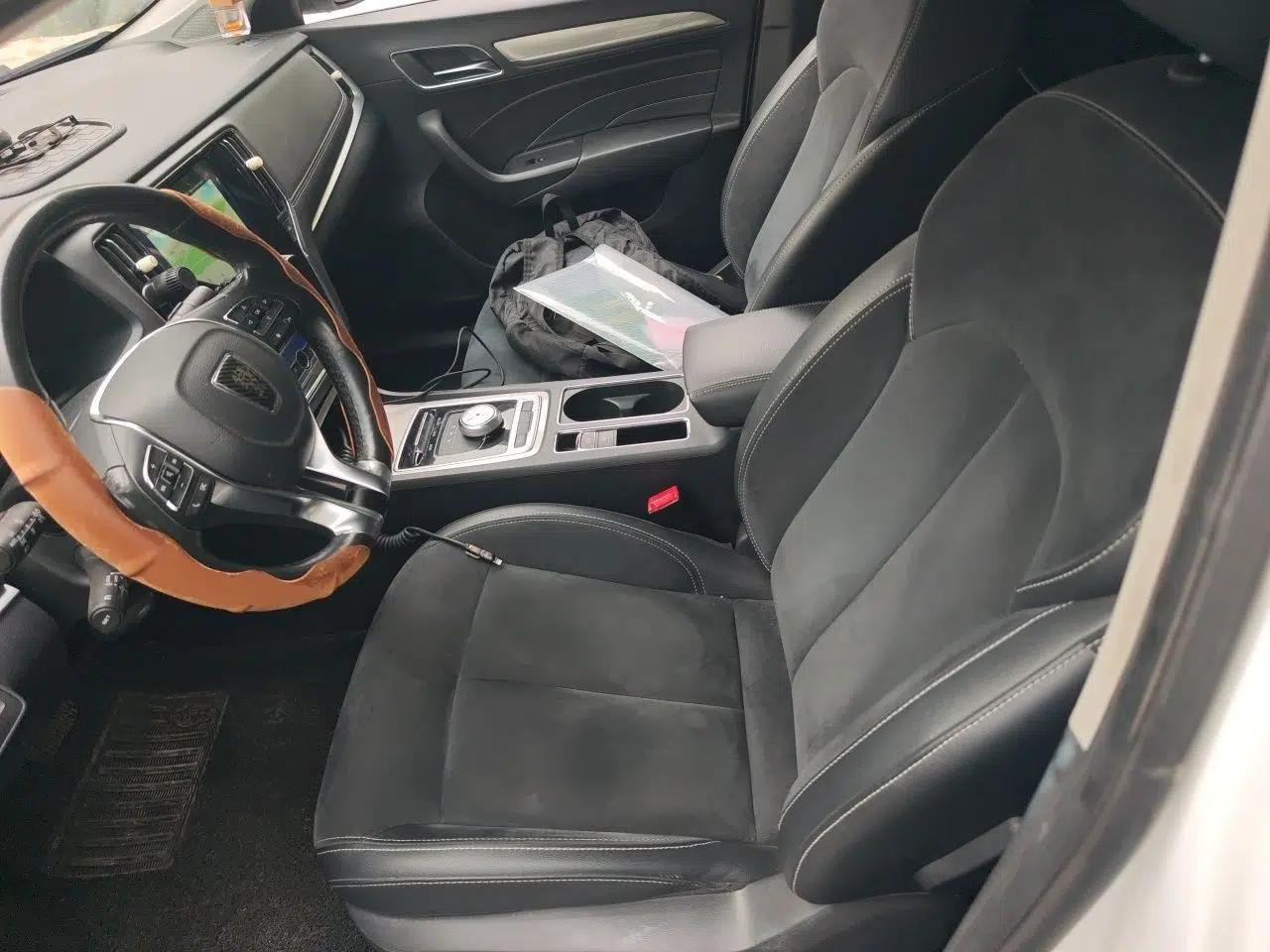 Roewe i6 New Energy 2017 45T Hybrid Connective Smart Luxury Edition — миниатюра 16