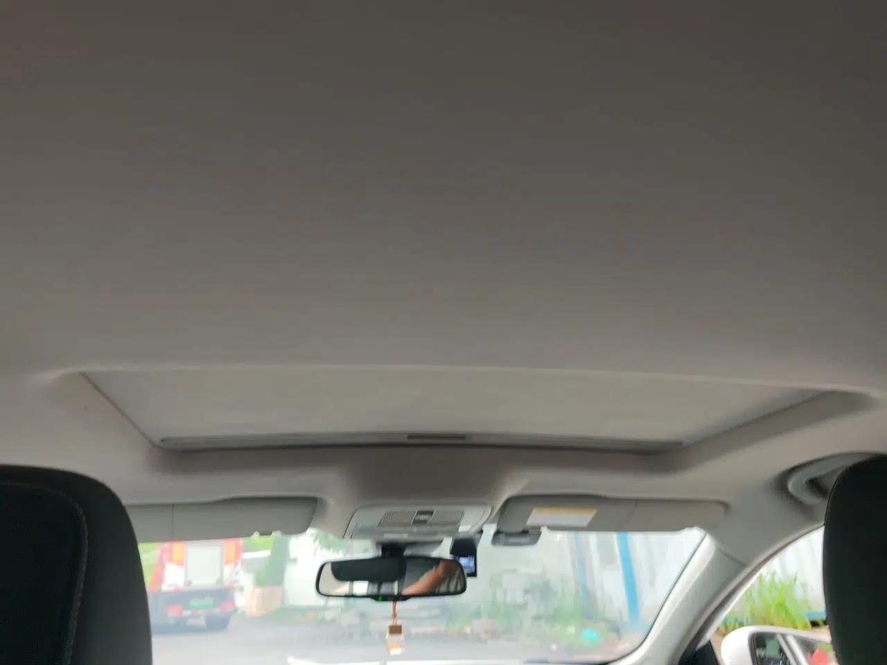 Roewe i6 New Energy 2017 45T Hybrid Connective Smart Luxury Edition — миниатюра 19