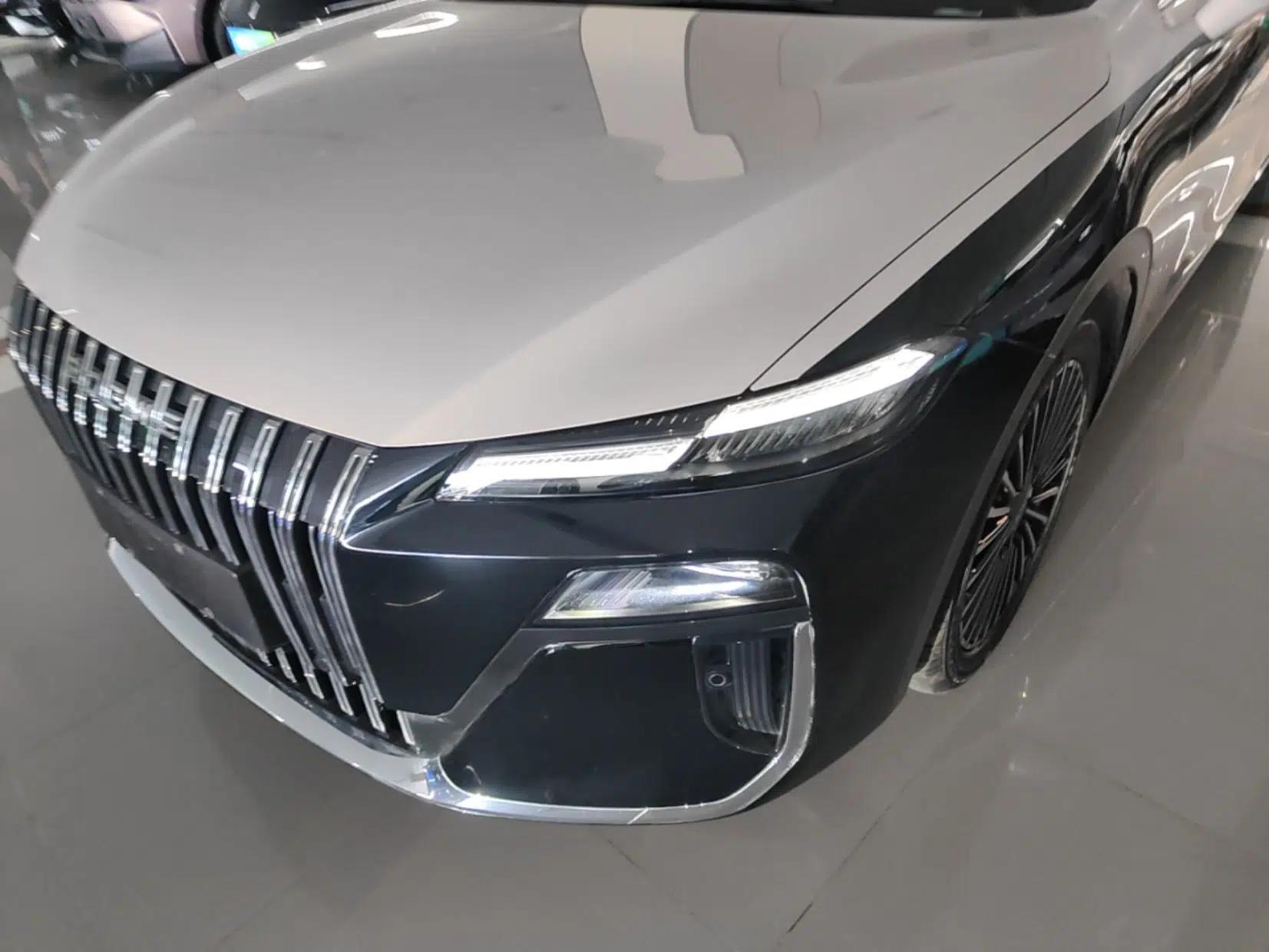 Roewe M7 DMH 2025 Model 160km Premium Version — миниатюра 9