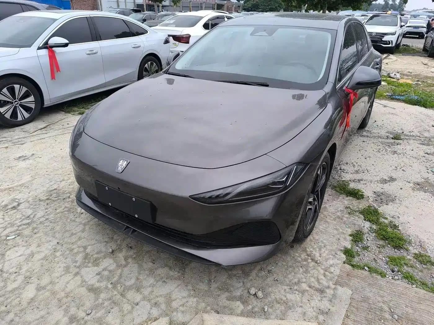 Roewe D7 2023 DMH 125km Super Edition — миниатюра 1