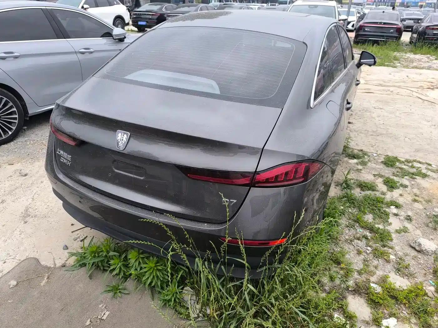 Roewe D7 2023 DMH 125km Super Edition — миниатюра 7