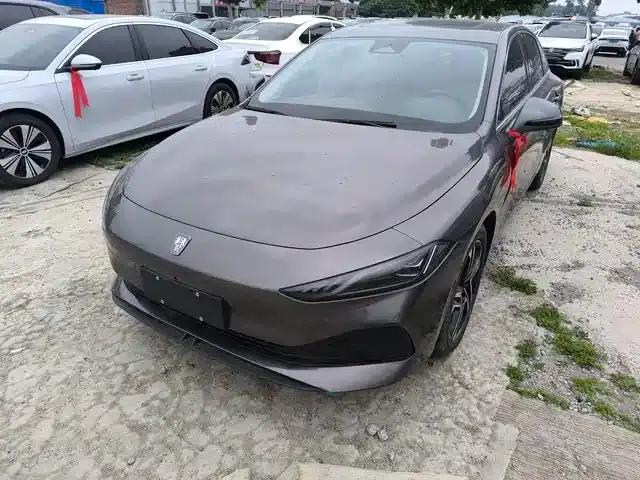 Roewe D7 2023 DMH 125km Super Edition