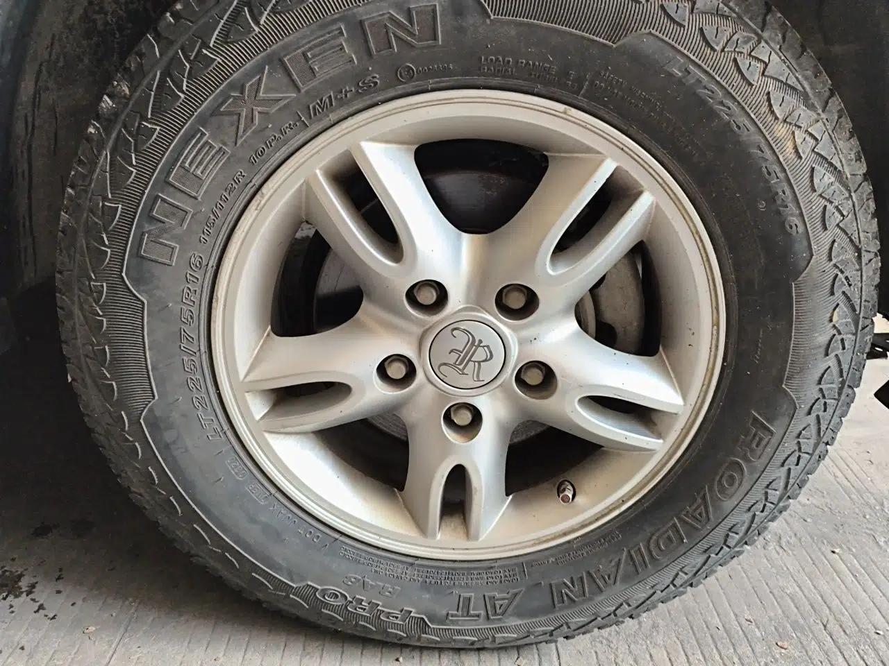 Roewe W5 2014 1.8T 2WD Automatic Tharu Special Edition — миниатюра 8