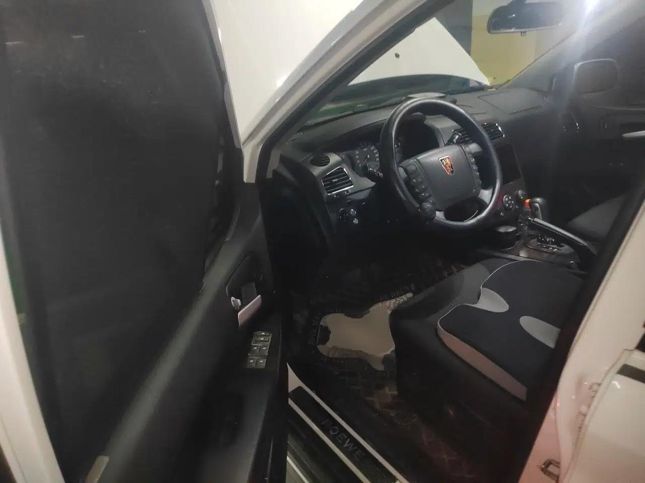 Roewe W5 2014 1.8T 2WD Automatic Tharu Special Edition — миниатюра 17