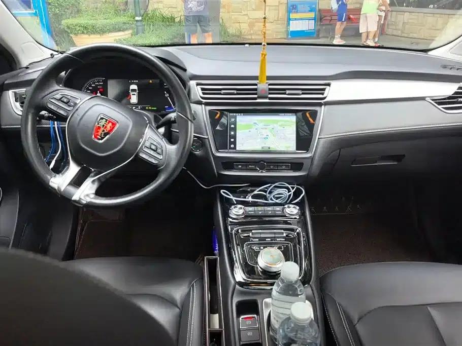 Roewe Ei5 2018 Internet Luxury Edition — миниатюра 12