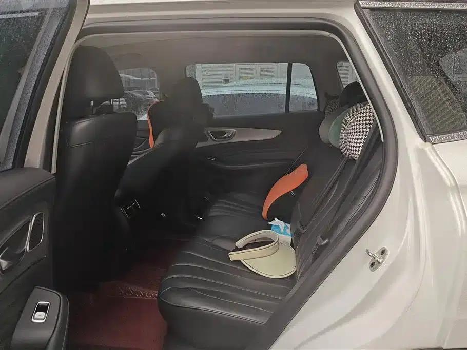 Roewe RX5 MAX 2021 Supreme Series 300TGI Automatic Intelligent Cockpit Edition — миниатюра 11