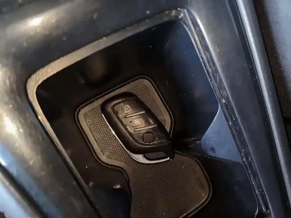 Roewe RX3 2018 1.6L CVT Flagship Edition — миниатюра 9