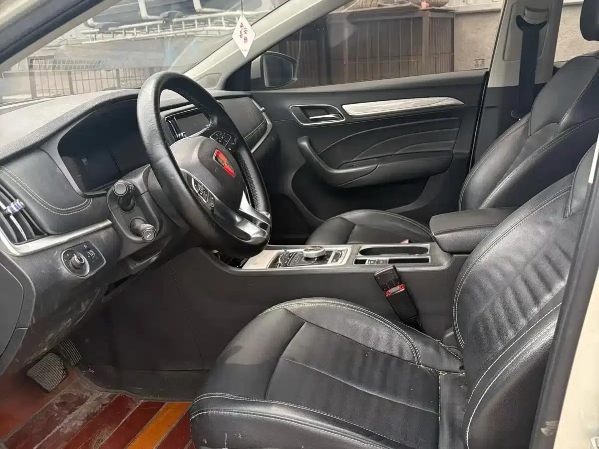Roewe i6 New Energy 2017 45T Hybrid Connected Smart Edition — миниатюра 7