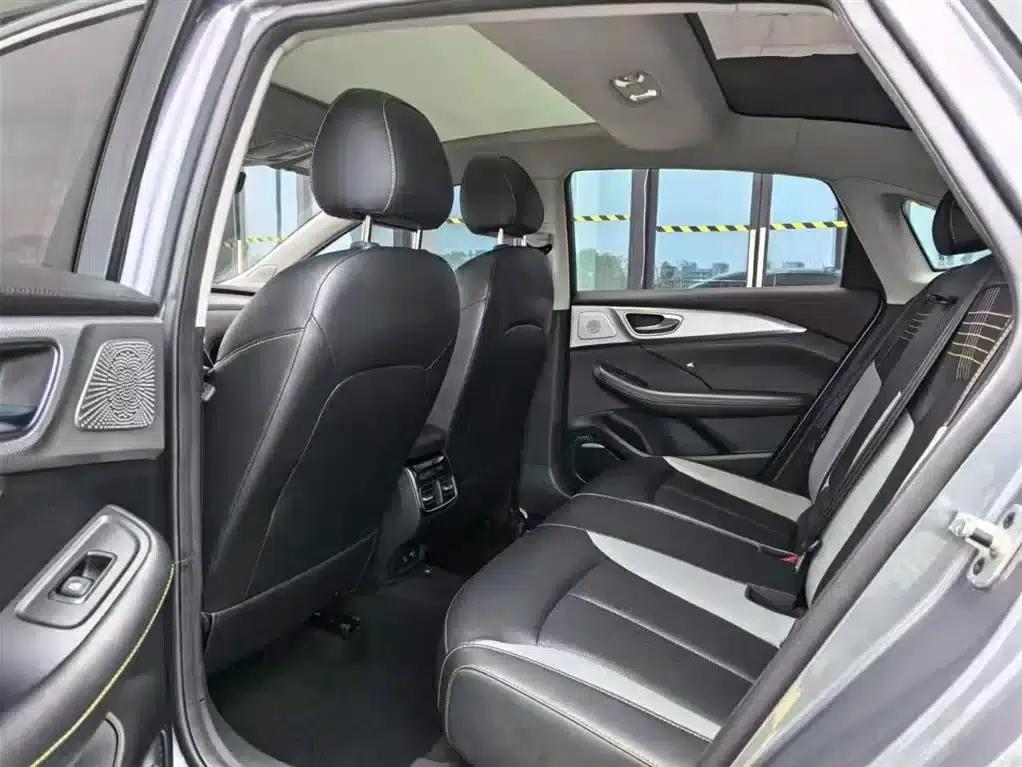 Roewe i6 MAX 2020 300TGI Automatic Cool Edition — миниатюра 6
