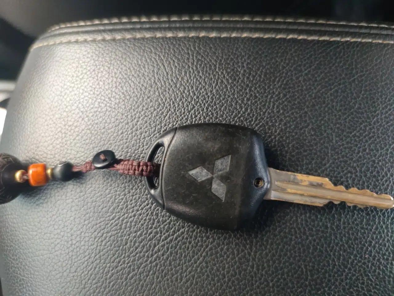 Mitsubishi Lancer EX 2011 Chasing Edition 1.8L CVT Luxury Model — миниатюра 9