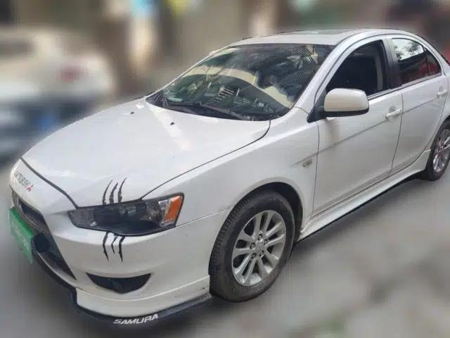 Mitsubishi Lancer EX 2011 Chasing Edition 1.8L CVT Luxury Model