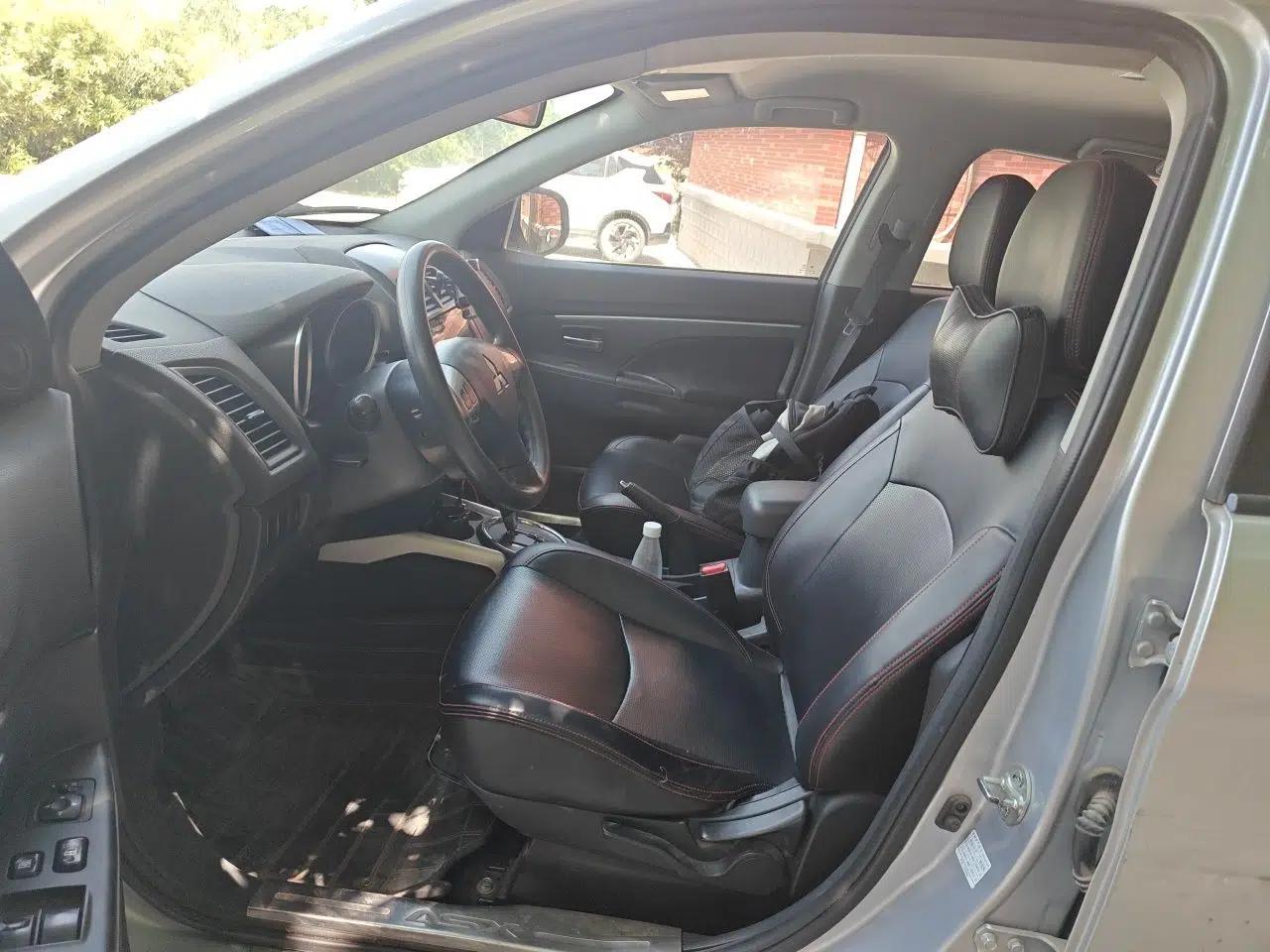 Mitsubishi ASX 2013 2.0L CVT Two-Wheel Drive Elite Edition — миниатюра 16