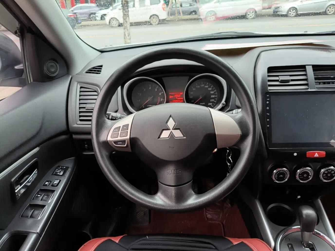 Mitsubishi ASX 2013 2.0L CVT Two-Wheel Drive Elite Edition — миниатюра 14