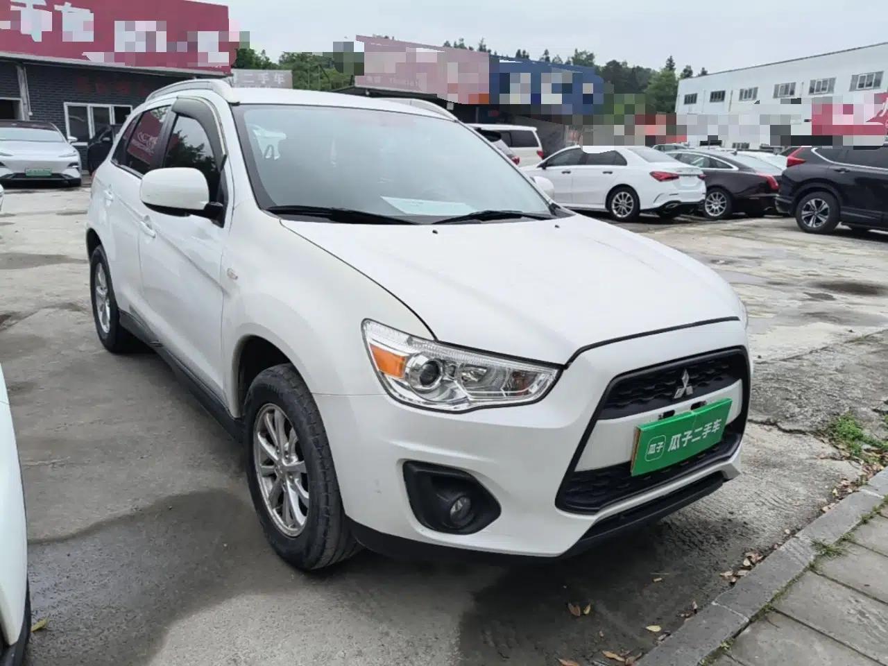 Mitsubishi ASX 2013 2.0L CVT Two-Wheel Drive Elite Edition — миниатюра 3