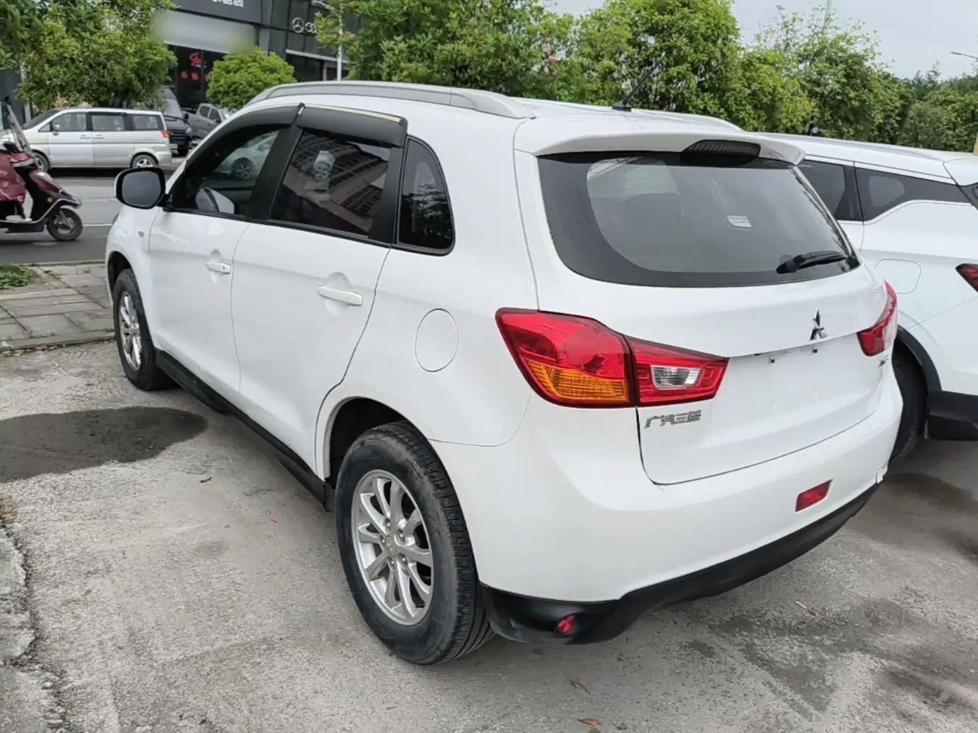 Mitsubishi ASX 2013 2.0L CVT Two-Wheel Drive Elite Edition — миниатюра 4