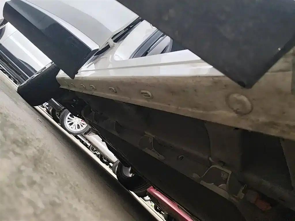 Roewe D5X DMH 2024 Model 135 Tech Edition — миниатюра 21