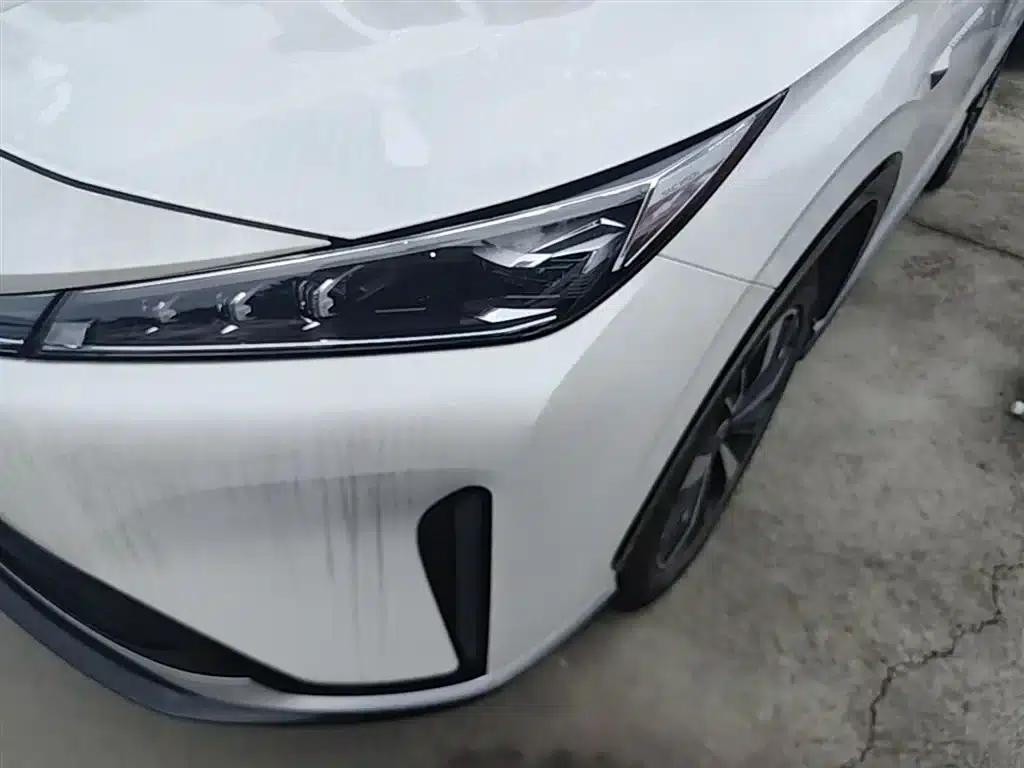 Roewe D5X DMH 2024 Model 135 Tech Edition — миниатюра 24