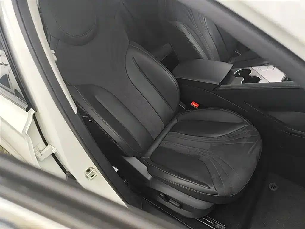 Roewe D5X DMH 2024 Model 135 Tech Edition — миниатюра 25