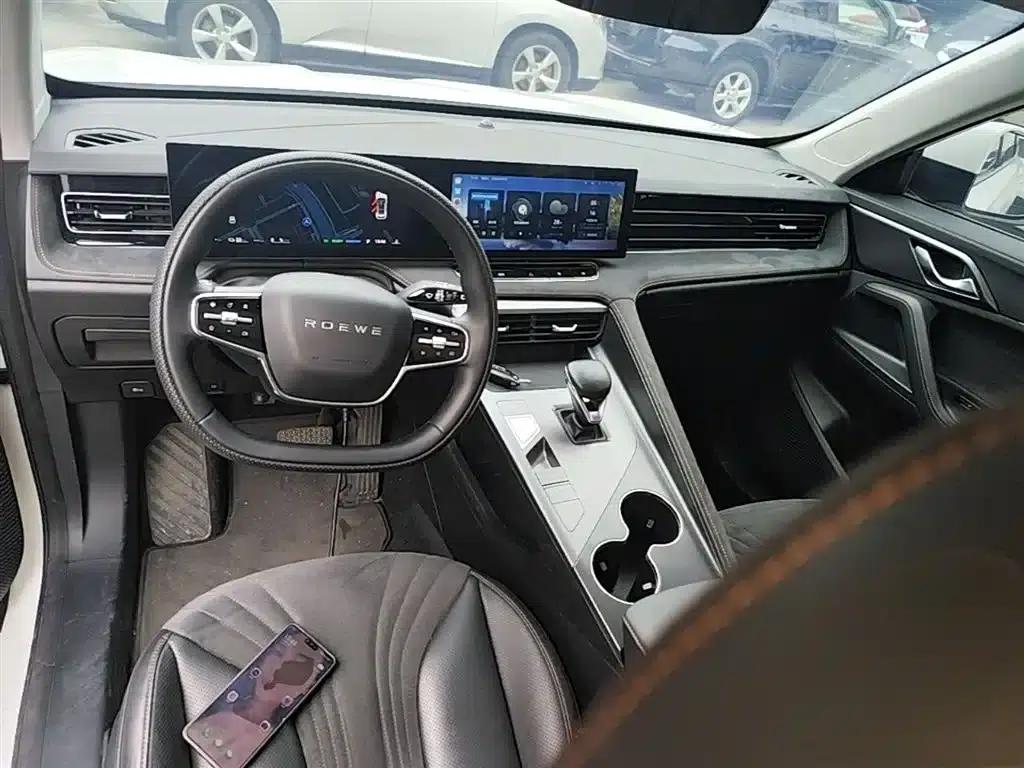 Roewe D5X DMH 2024 Model 135 Tech Edition — миниатюра 10